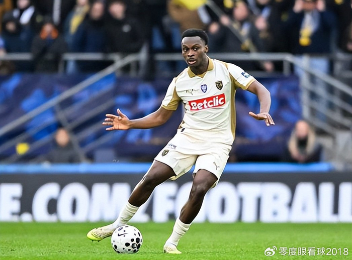 开云官网-2球2助攻！21岁奥地利后防天才横空出世，身价暴涨6倍，4豪门疯抢|拜多|朗斯|欧洲|曼城|多特蒙德_新浪体育_新浪新闻