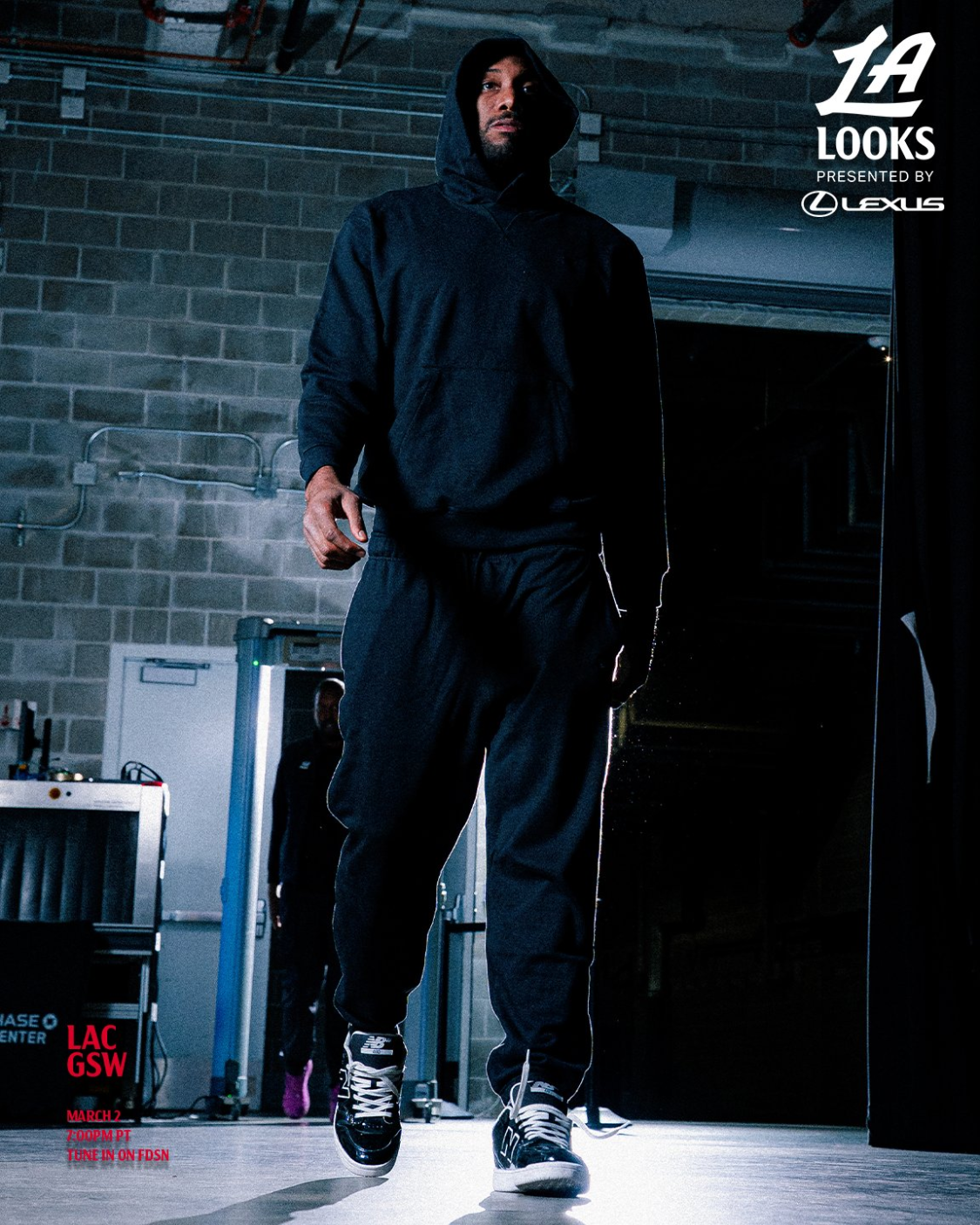 kaiyun-莱纳德23分8篮板快船逆转战胜勇士，加兰上演首秀12分2助攻