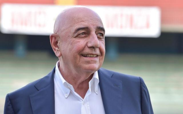 民间捐赠助力抗疫 “篮球场重症部”救了加利亚尼